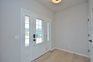 W199N5296 Ponderosa Ct, Menomonee Falls, WI 53051