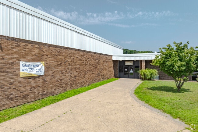 The Highland School is located at 490 Highland Ave in Cheshire, CT.