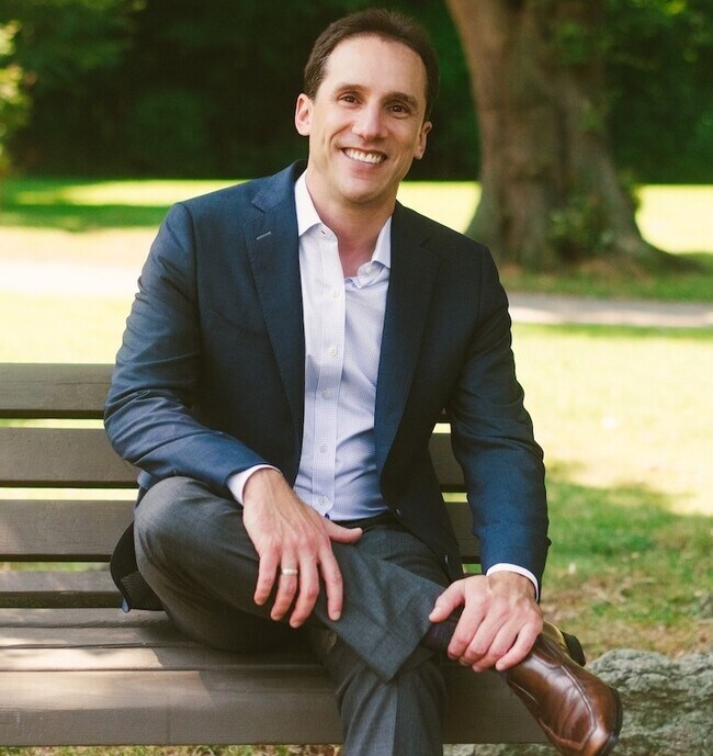 Bryan Morris