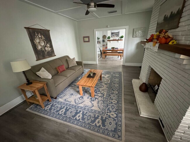 402 Michigan Ave unit ID1043648P, Mobile, AL 36604 - photo 3