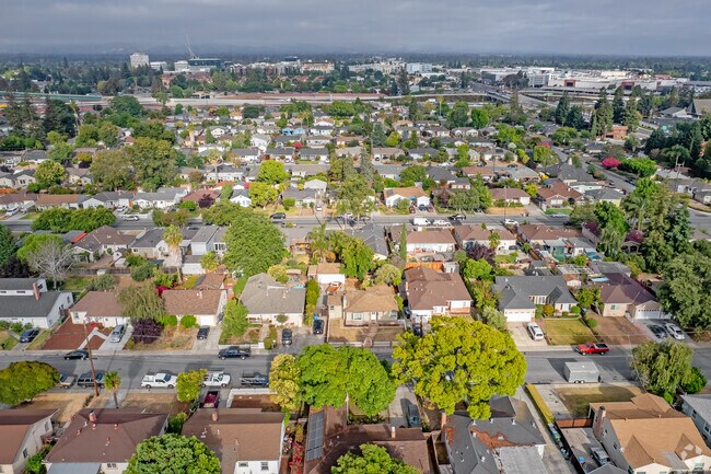 Los Coches Ave Aerial