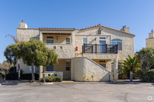 Oceano has a few modern condo communities throughout the neighborhood.