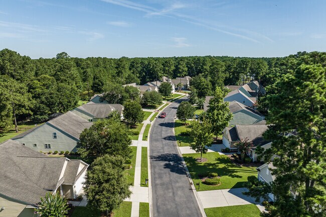 The majority of listings in Baynard Park range from $600,000 to $800,000.