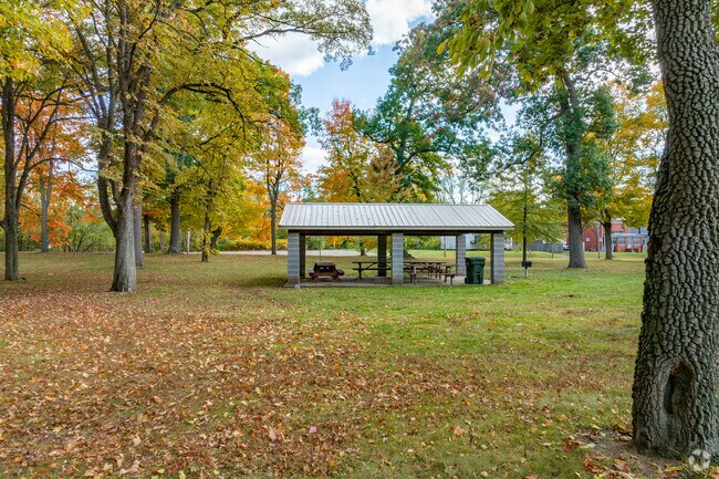 Have a picnic at Nimisilla Park.