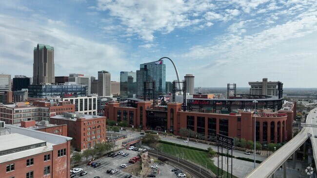 Downtown St. Louis and Busch Stadium is just a quick ride from Rock Hill.