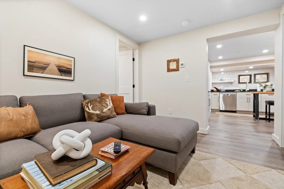 513 Winola Rd, Clarks Summit, PA 18411 - photo 1