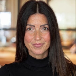 Holly Wikfors