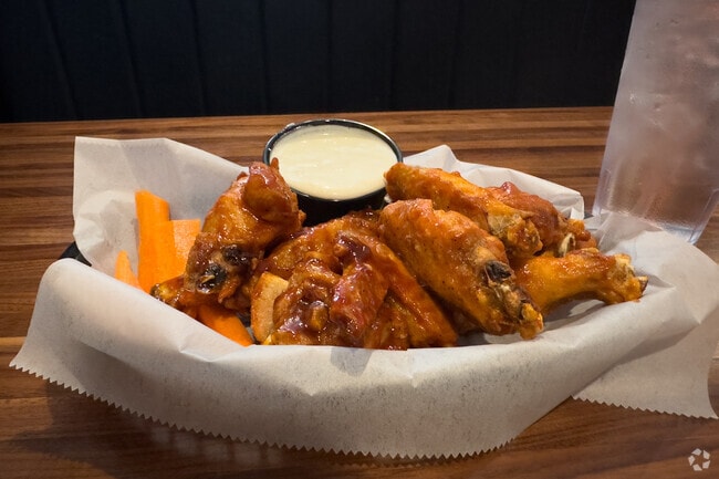 The Whistle Stop is a bar and restaurant serving American fare.