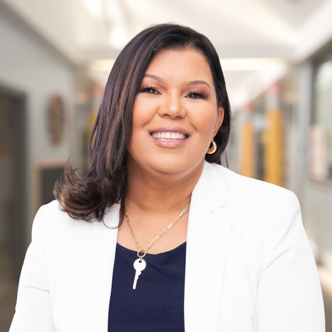 Peggy Clemente-Pistone