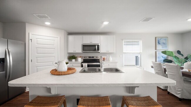 218 Lakeside Dr, Port Wentworth, GA 31407 - photo 4