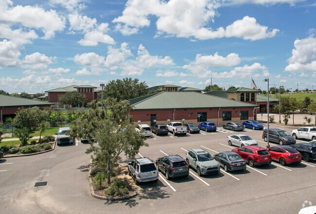 Horizons Elementary School employs the S.T.E.M. curriculum.