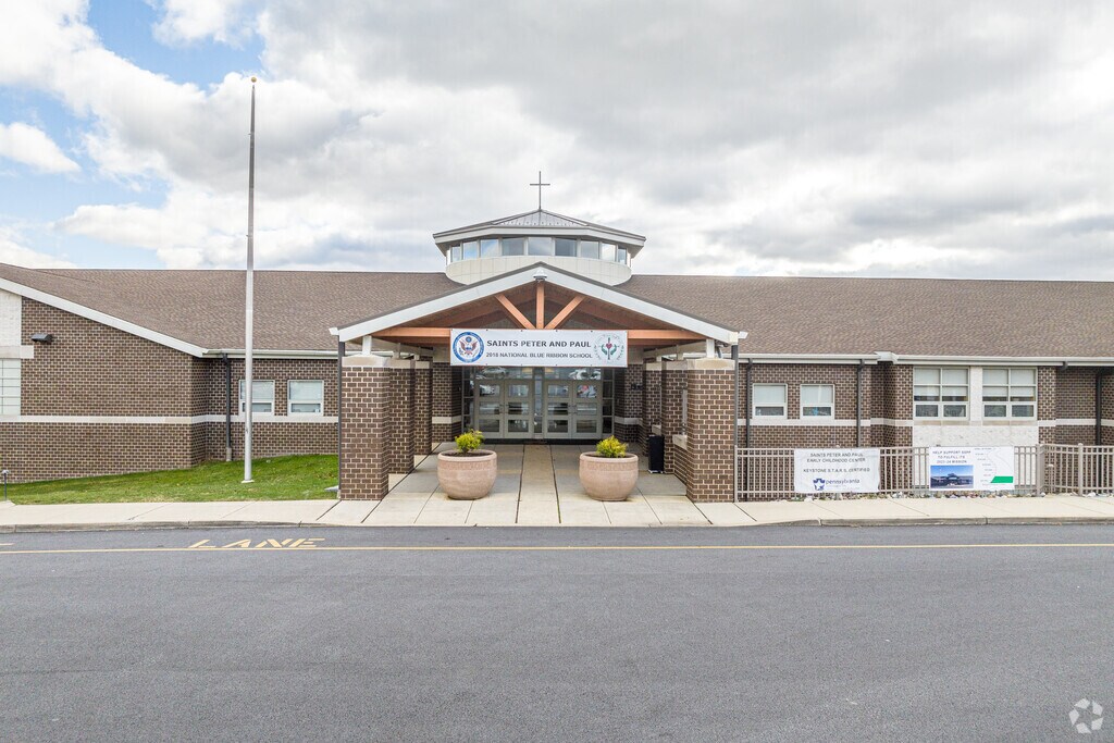 Saints Peter and Paul School is a Catholic school for Pre Kindergarten through 8th grade.