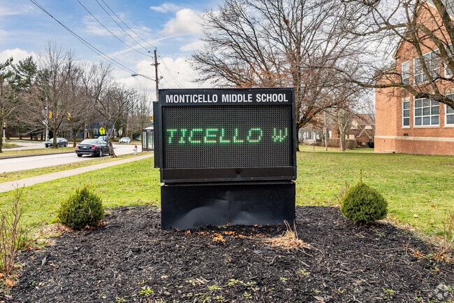 Monticello Middle School has earned an overall grade of C- from Niche.