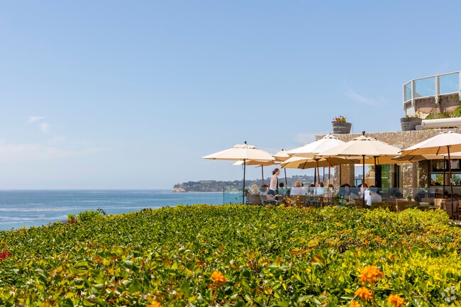 Geoffrey's offers an upscale restaurant experience with breathtaking views near El Nido.