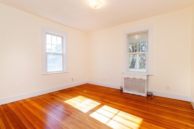 8 Hastings St unit 2, West Roxbury, MA 02132 - photo 6