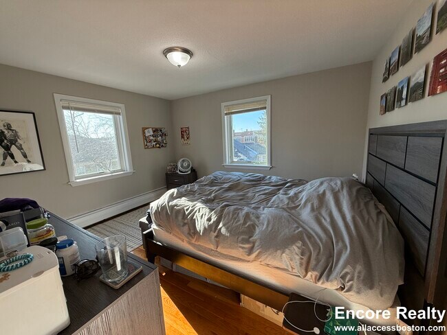 38 Evergreen St unit 4, Boston, MA 02130 - photo 6