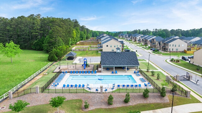 655 Edgar St, Hampton, GA 30228 - photo 4