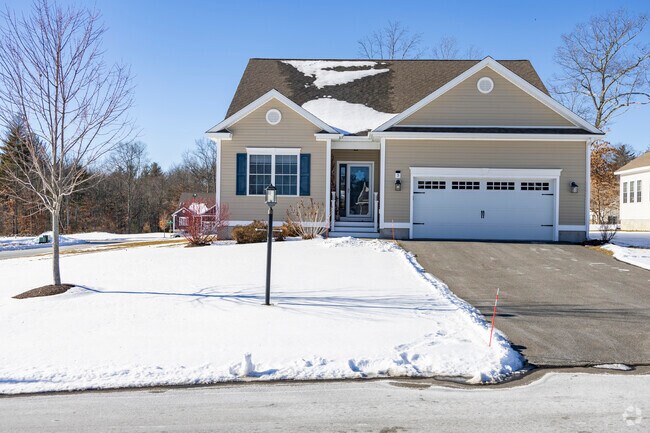 Elegant new traditional residences in Londonderry combine classic appeal with modern comfort.