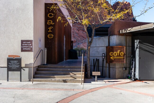 The Tuacahn Cafe welcomes Diamond Valley locals for coffee during live performances.