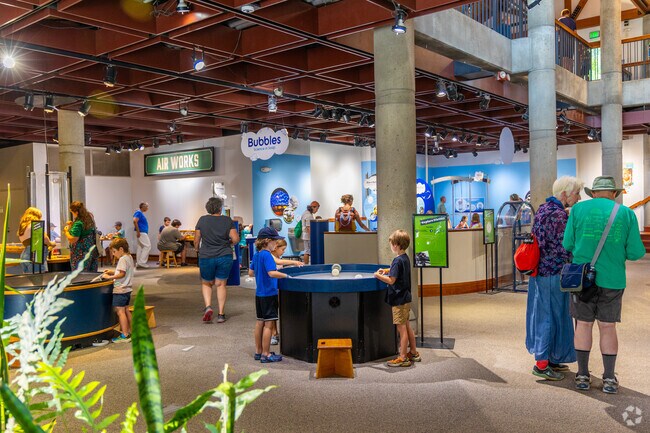 Hands-on science exhibits make Montshire Museum a family favorite in Norwich.