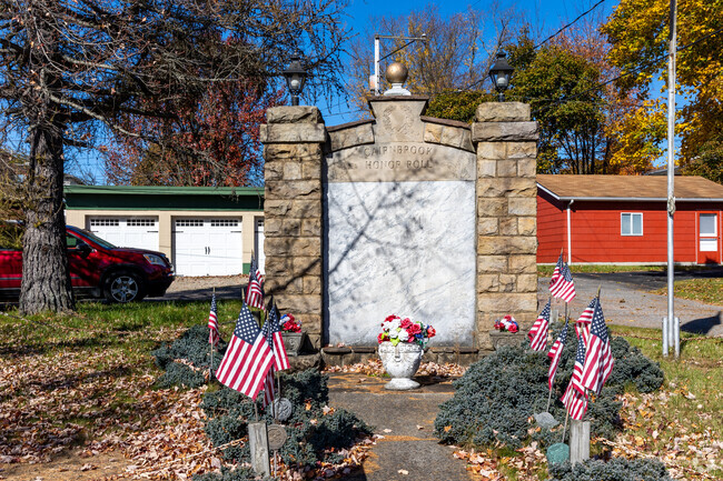 Cairnbrook Honor Roll is a memorial to the areas war veterans.