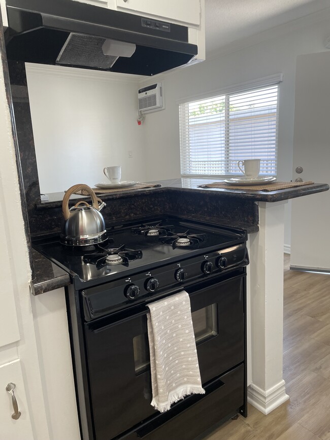 1BR/1BA