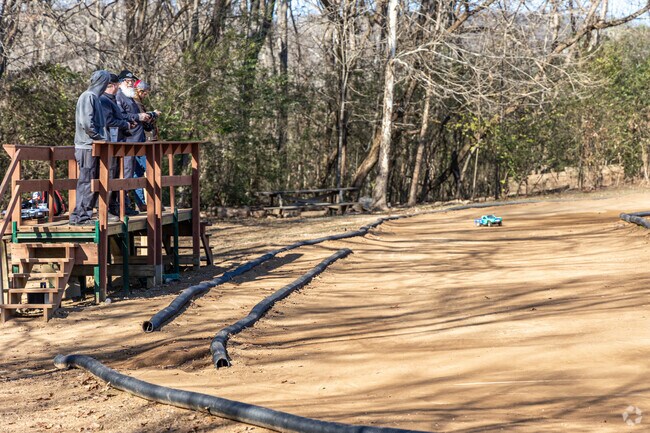 Have a great time Chickasaw Trace Park near Santa Fe.