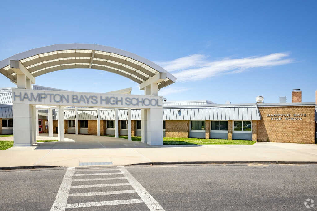 Hampton Bays High School provides a full complement of AP and college-level courses.