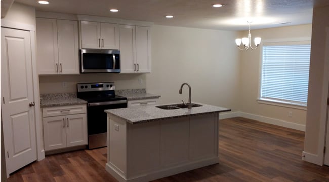 2033 N 380 E, North Logan, UT 84341 - photo 3