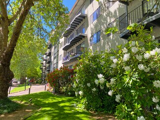 124 NW 7th St, Corvallis, OR 97330