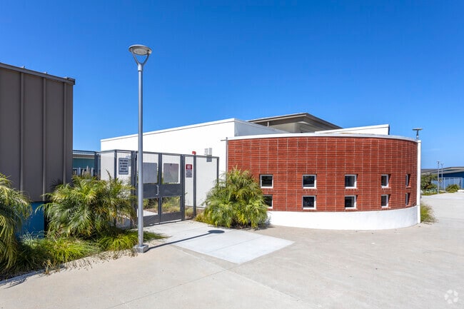 The entrance of the Cardiff Elementary School in Encinitas.