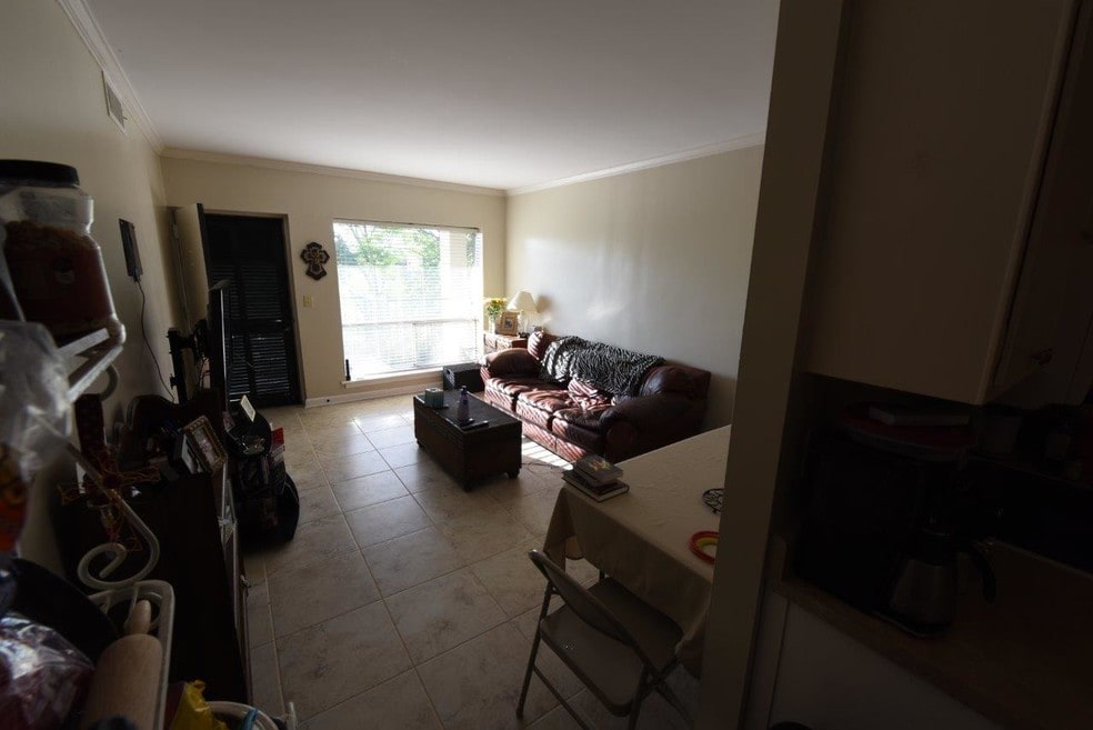 55 Hanover Cir S unit 209, Birmingham, AL 35205 - photo 1