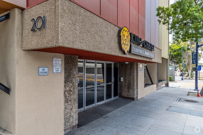 Students benefit from small class sizes and personalized attention from teachers.