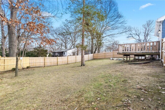 16 Brownlee Blvd, Warwick, RI 02886 - photo 7