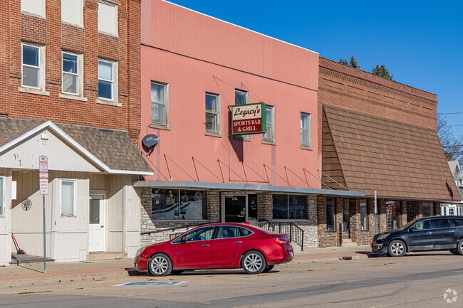 Legacy’s Bar & Grill is Jesup’s go-to local watering hole.