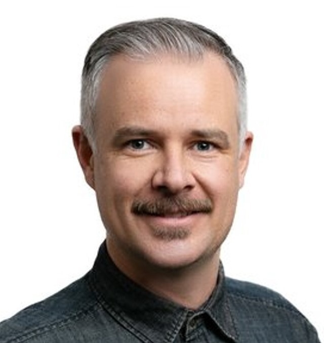 Agent Photo
