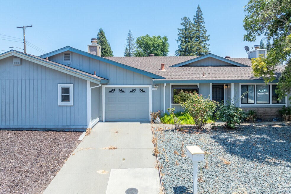 NH_Oakvale_525947_072624_P2_MN_V1