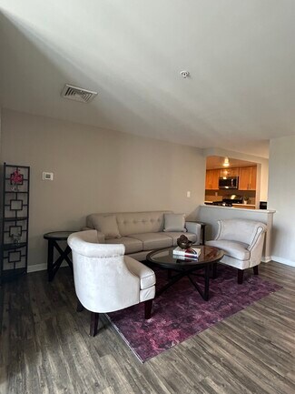 371 Bergen Blvd, Fairview, NJ 07022