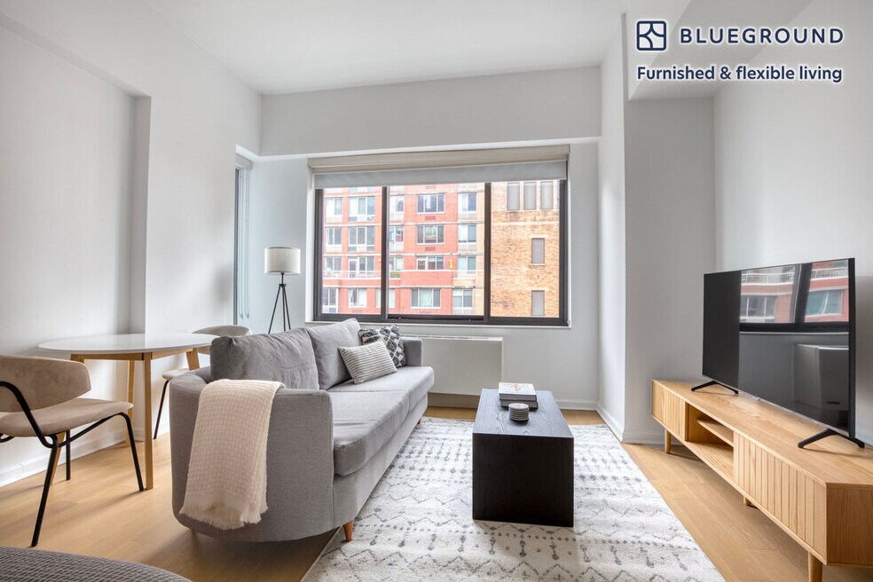 535 W 23rd St unit FL11-ID1481, New York, NY 10011 - photo 1