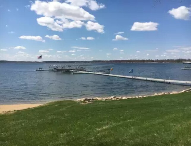 Edgewater Condominiums unit 302, Detroit Lakes, MN 56501 - photo 1