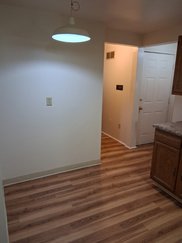 615 Duss Ave unit 2, Ambridge, PA 15003 - photo 2