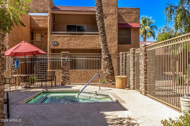 2625 E Indian School Rd unit 228, Phoenix, AZ 85016 - photo 5