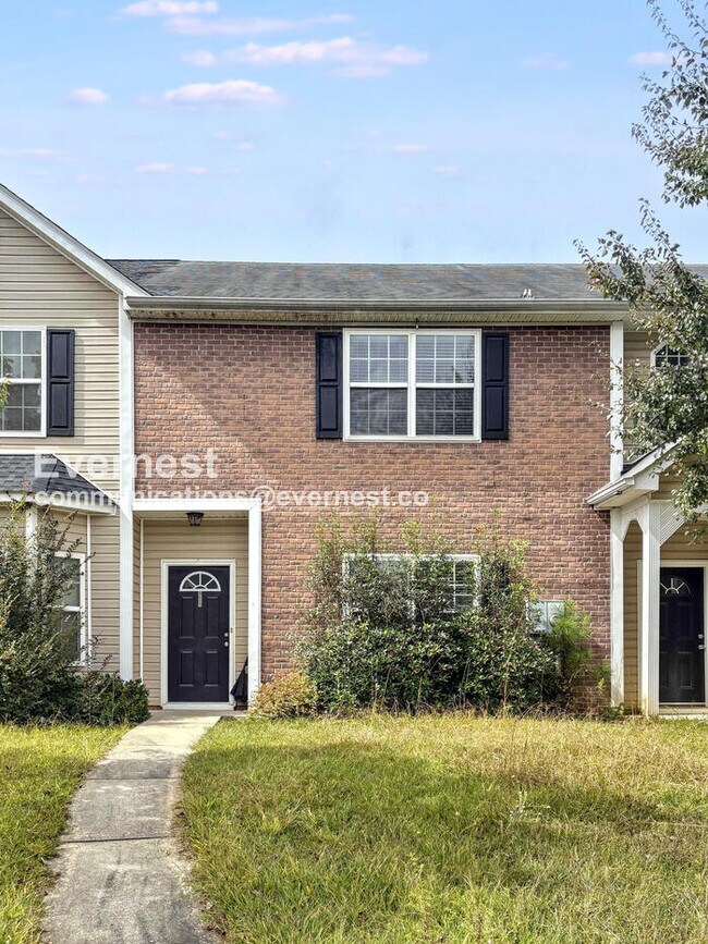 8609 Thomas Ln, Riverdale, GA 30274