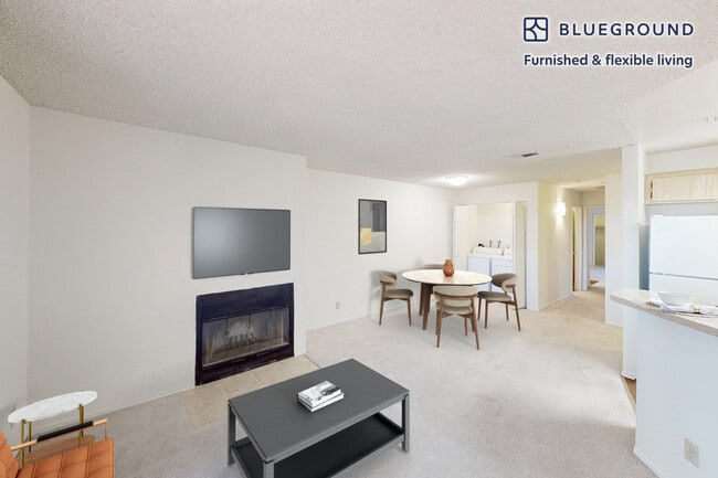 400 Appian Way unit FL3-ID10821A, Pomona, CA 91766 - photo 2