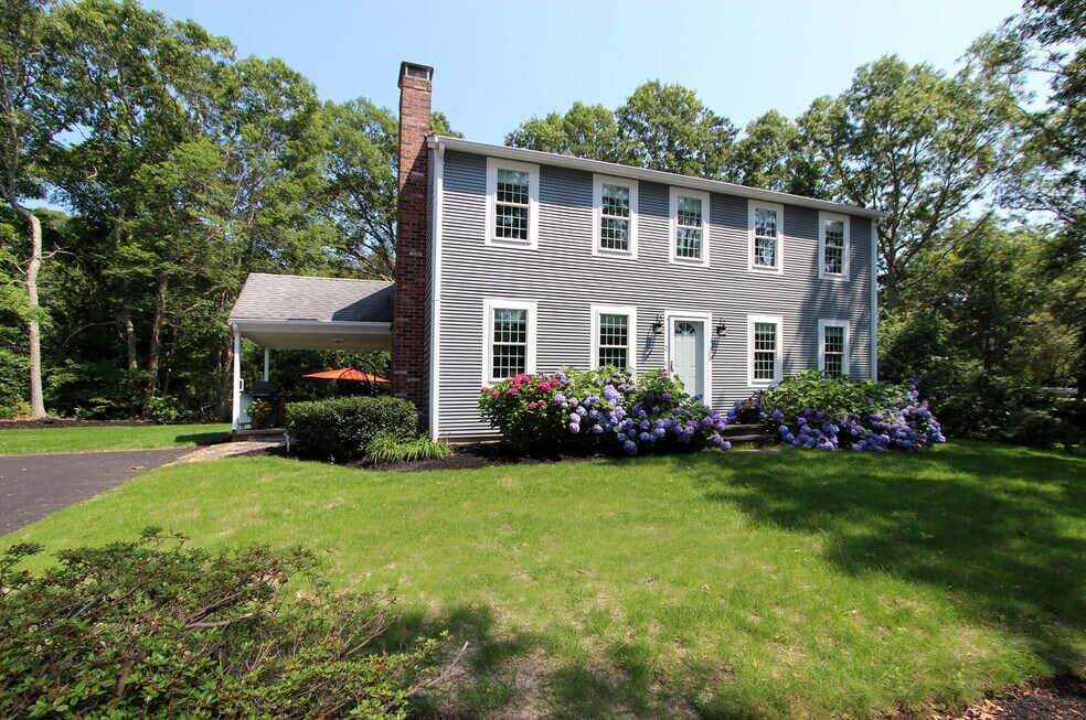 2 Sanford St unit 1, Buzzards Bay, MA 02532 - photo 1