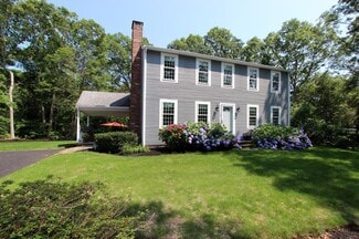 2 Sanford St Unit 1, Bourne, MA 02532
