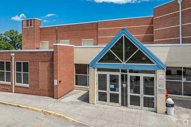 This is the main entrance to Woodrow Wilson Middle School.