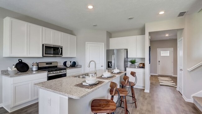 7961 Magnolia St unit 36206469, New Palestine, IN 46163 - photo 4