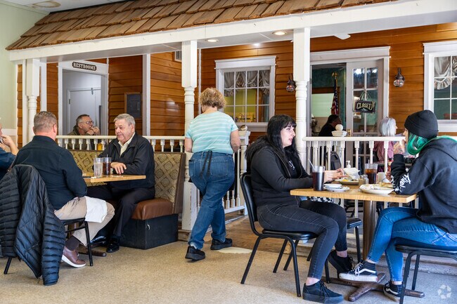 If you are looking for home-style cooking that you don't have to make, try Englewood Cafe.