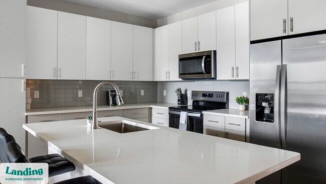 4902 Cosmos Cir unit 407, Wimauma, FL 33598 - photo 4